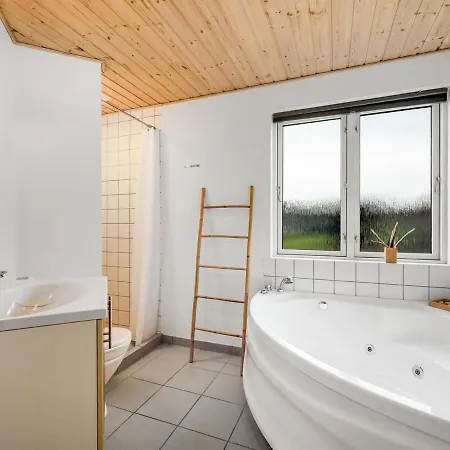 Sylwia - 900m From The Sea In Western Jutland By Interhome