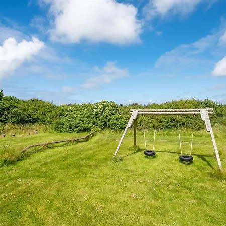 Sylwia - 900m From The Sea In Western Jutland By Interhome